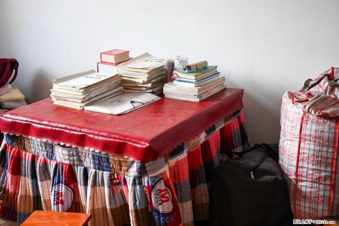 全网追的“扁担女孩”，找了一份暑假工，时薪12元 - 鹤壁生活资讯 - 鹤壁28生活网 hb.28life.com