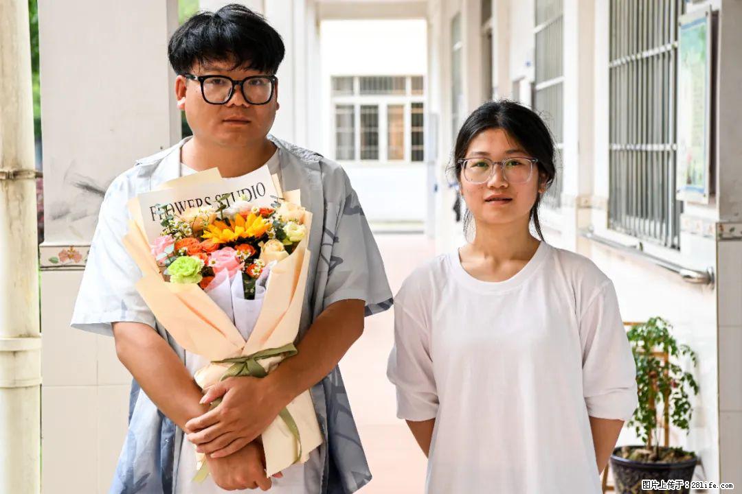 全网追的“扁担女孩”，找了一份暑假工，时薪12元 - 鹤壁生活资讯 - 鹤壁28生活网 hb.28life.com